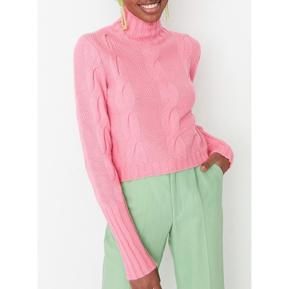 Pink Cable-Knit Sweater - Picture 4 of 10